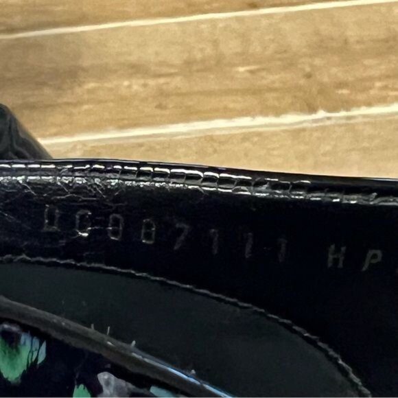 Salvatore Ferragamo Black Patent Leather D’Orsay Peep Toe Heels Pumps Sz 7 - Picture 7 of 11